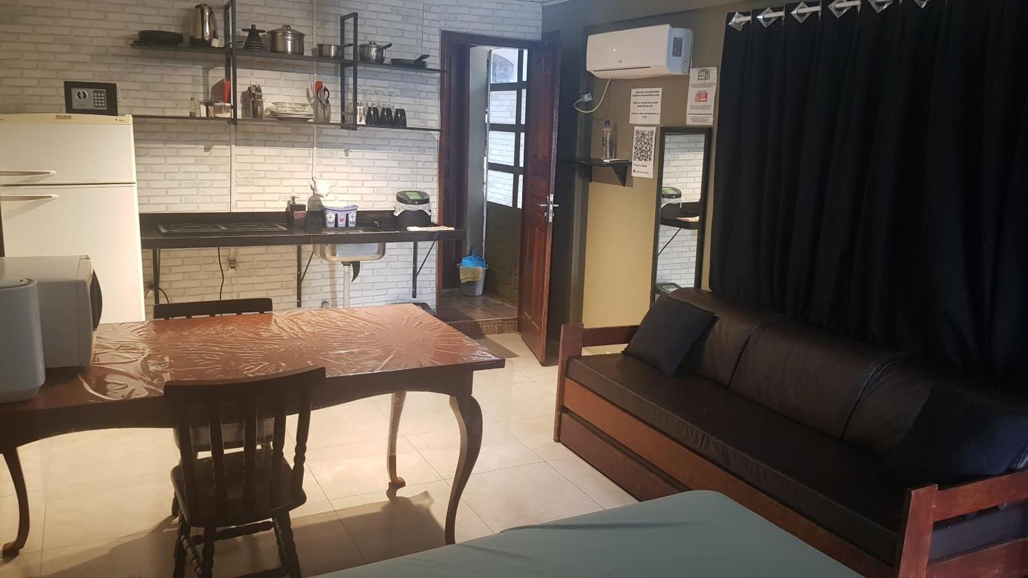 Appartamento Casa No Centro De Foz! Ar-Condicionado, Smart Tv, Wi-Fi, Cozinha, Ventilador E 4 Camas Foz do Iguaçu Esterno foto