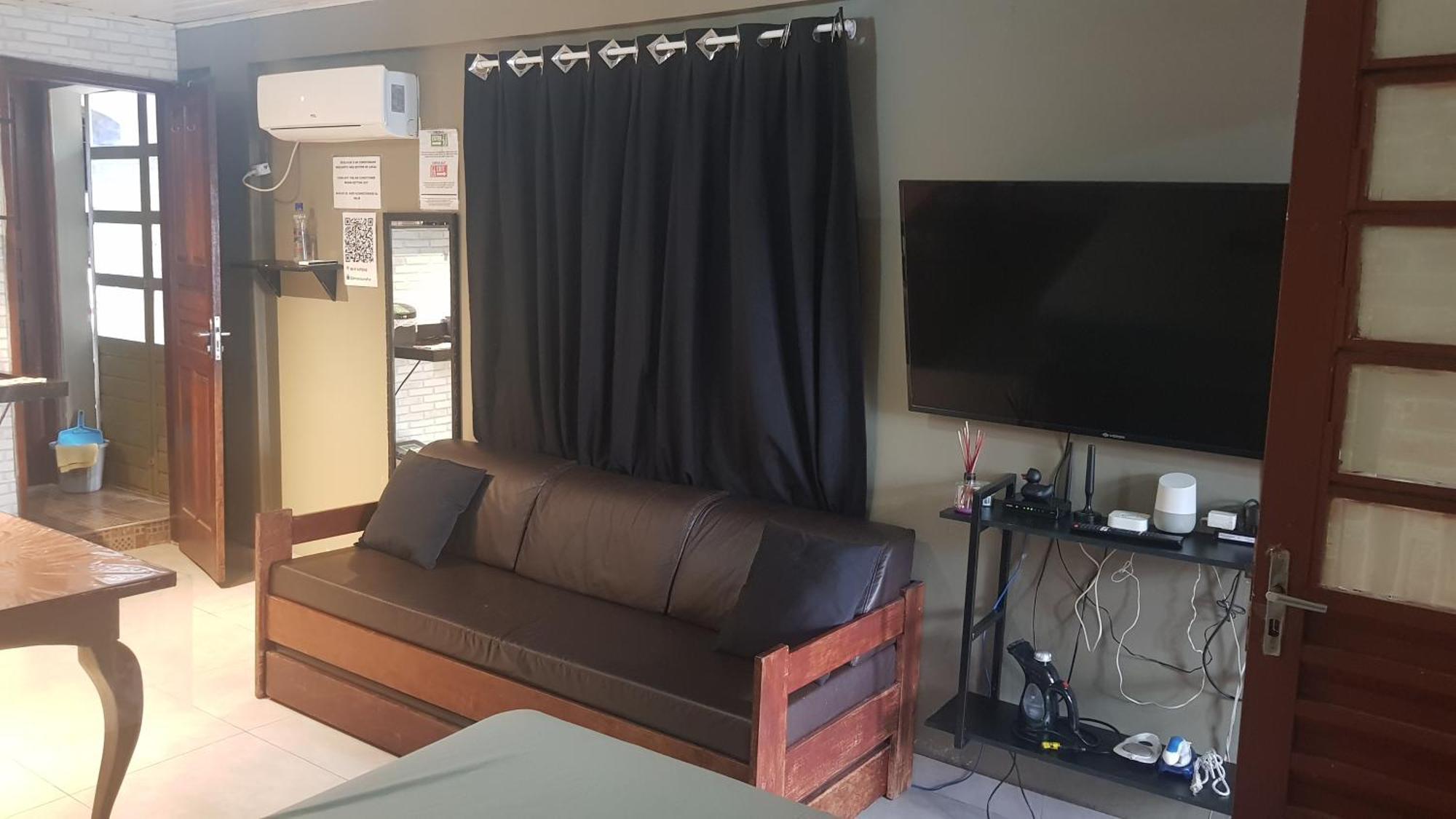 Appartamento Casa No Centro De Foz! Ar-Condicionado, Smart Tv, Wi-Fi, Cozinha, Ventilador E 4 Camas Foz do Iguaçu Esterno foto