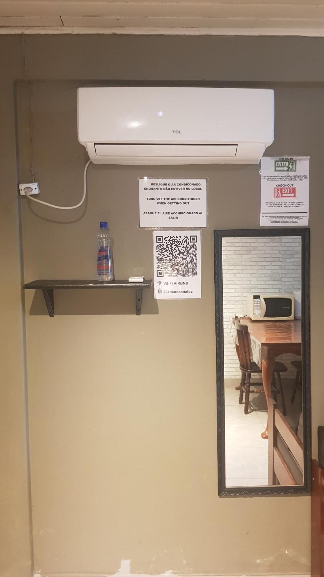 Appartamento Casa No Centro De Foz! Ar-Condicionado, Smart Tv, Wi-Fi, Cozinha, Ventilador E 4 Camas Foz do Iguaçu Esterno foto