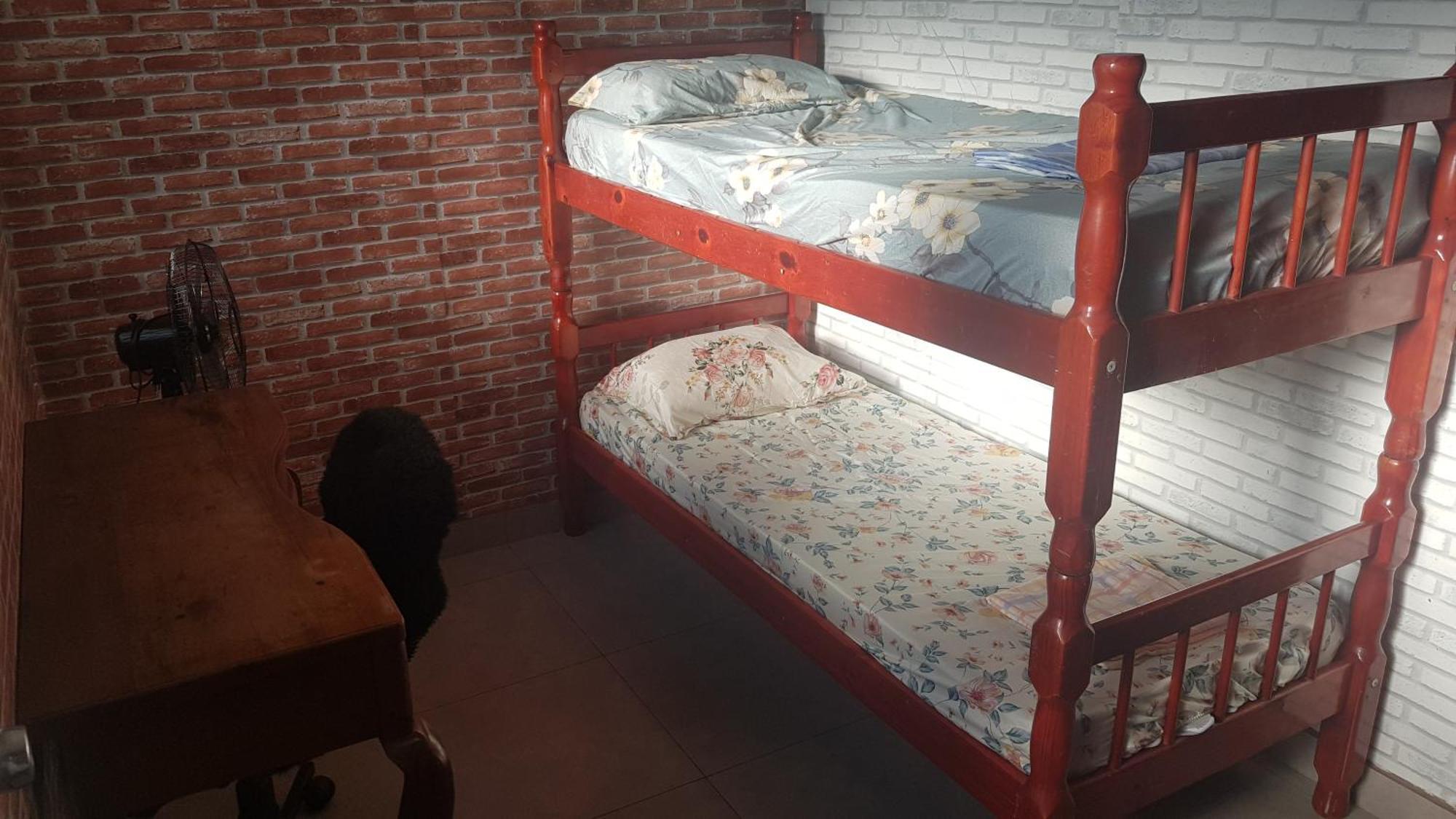 Appartamento Casa No Centro De Foz! Ar-Condicionado, Smart Tv, Wi-Fi, Cozinha, Ventilador E 4 Camas Foz do Iguaçu Esterno foto