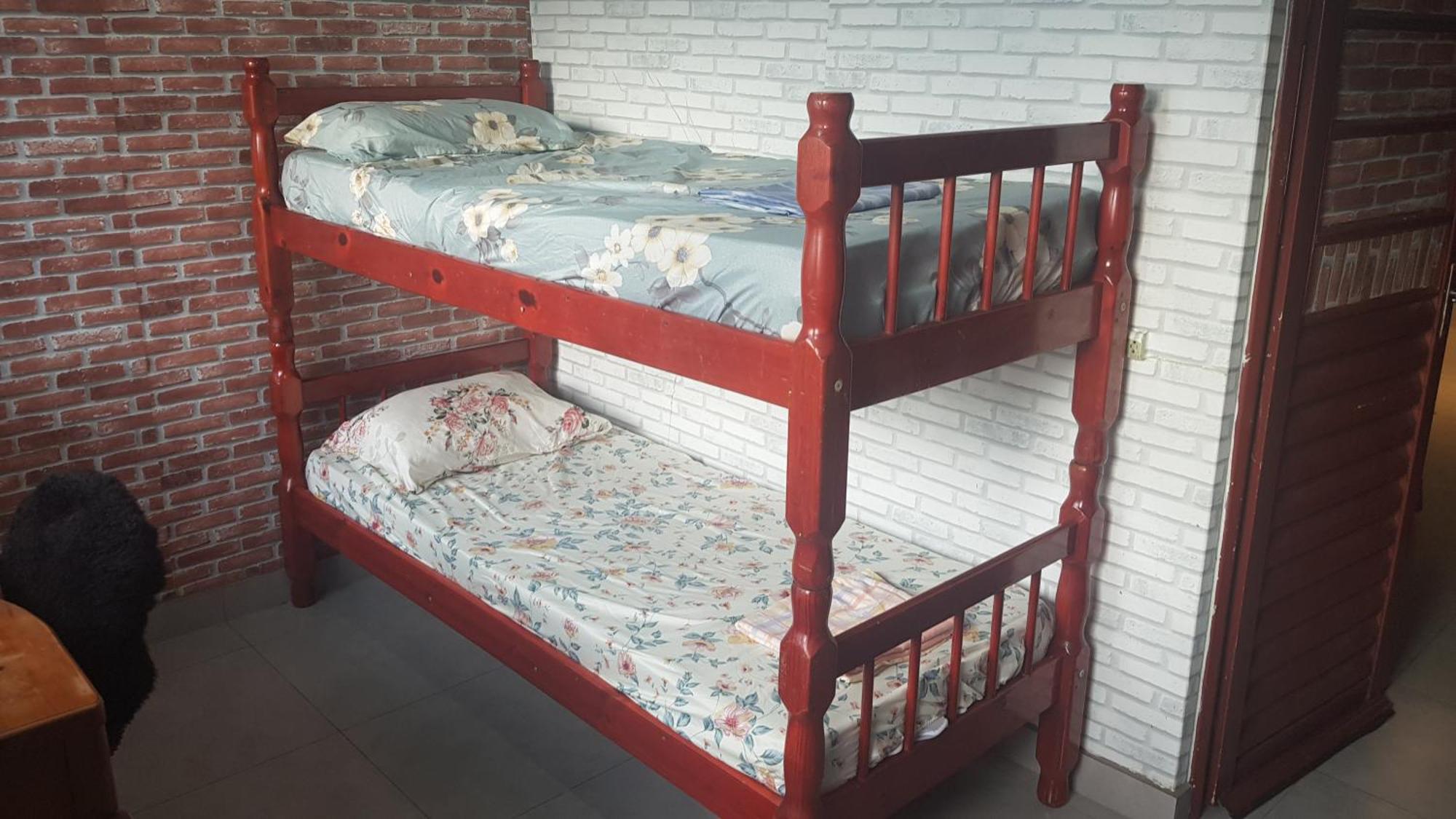 Appartamento Casa No Centro De Foz! Ar-Condicionado, Smart Tv, Wi-Fi, Cozinha, Ventilador E 4 Camas Foz do Iguaçu Esterno foto