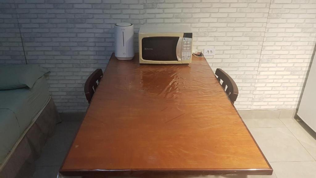 Appartamento Casa No Centro De Foz! Ar-Condicionado, Smart Tv, Wi-Fi, Cozinha, Ventilador E 4 Camas Foz do Iguaçu Esterno foto