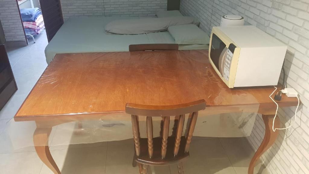 Appartamento Casa No Centro De Foz! Ar-Condicionado, Smart Tv, Wi-Fi, Cozinha, Ventilador E 4 Camas Foz do Iguaçu Esterno foto